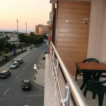 Paradise Day פומורי